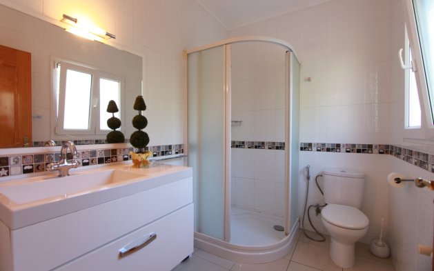 Resale - Independent Villa - Calpe - Urbanización