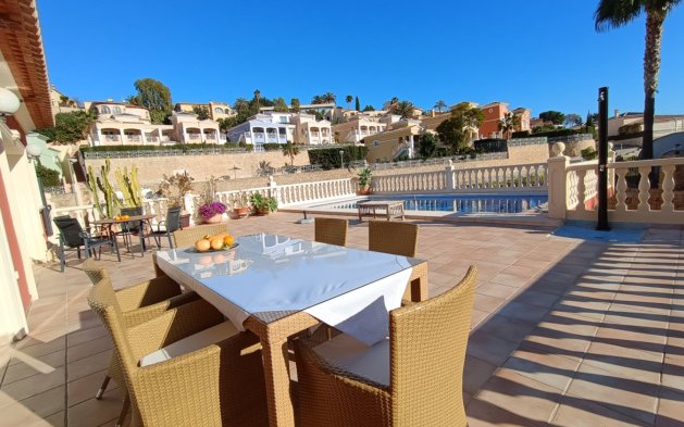 Resale - Independent Villa - Calpe - Urbanización