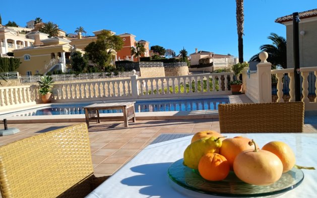 Resale - Independent Villa - Calpe - Urbanización