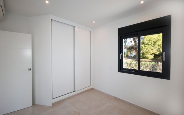 Obra nueva - Villa independiente - Calpe