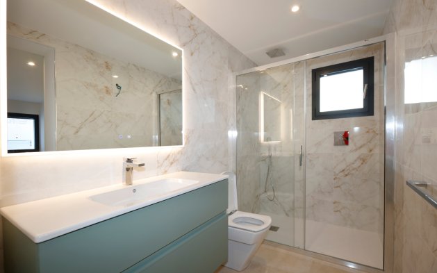 Obra nueva - Villa independiente - Calpe