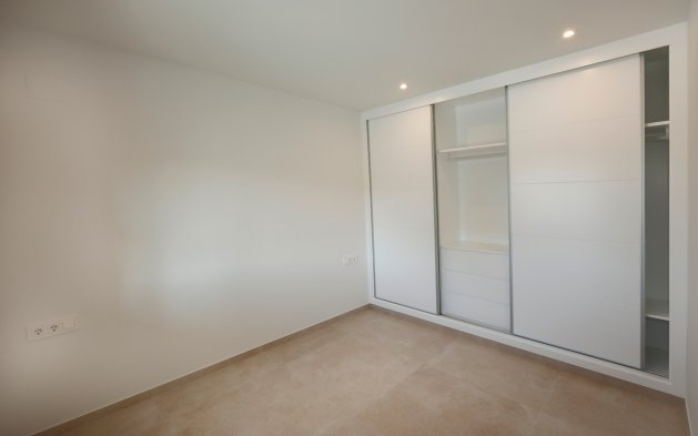 Obra nueva - Villa independiente - Calpe