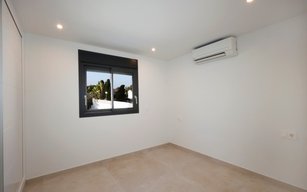 Obra nueva - Villa independiente - Calpe