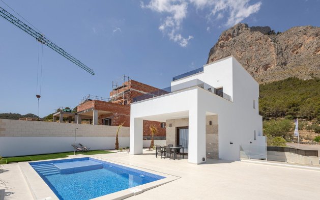 Obra nueva - Villa independiente - Polop