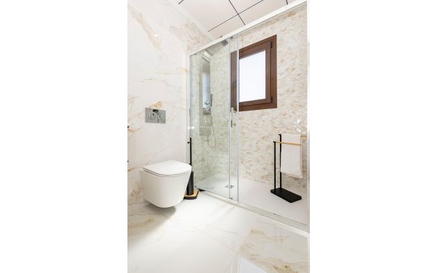 Obra nueva - Villa independiente - Polop