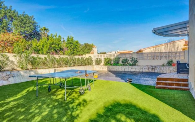 Resale - Independent Villa - Calpe