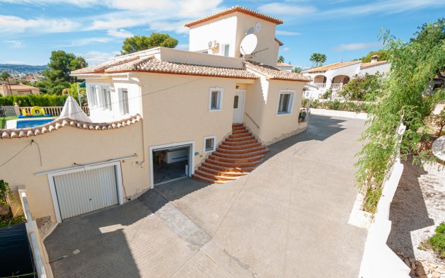 Resale - Independent Villa - Calpe