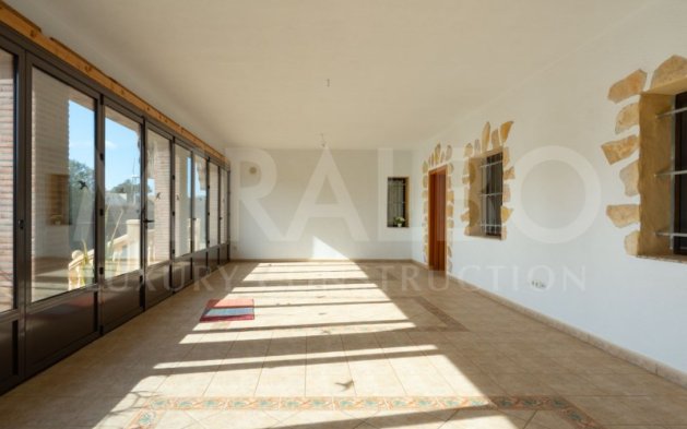 Resale - Independent Villa - Benitachell  - Centro