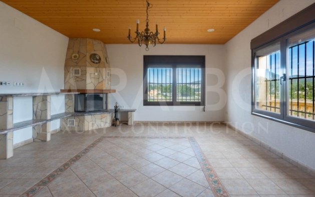 Resale - Independent Villa - Benitachell  - Centro