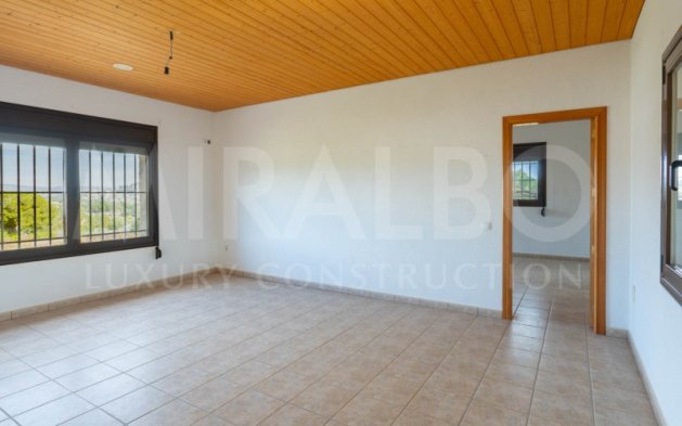 Resale - Independent Villa - Benitachell  - Centro