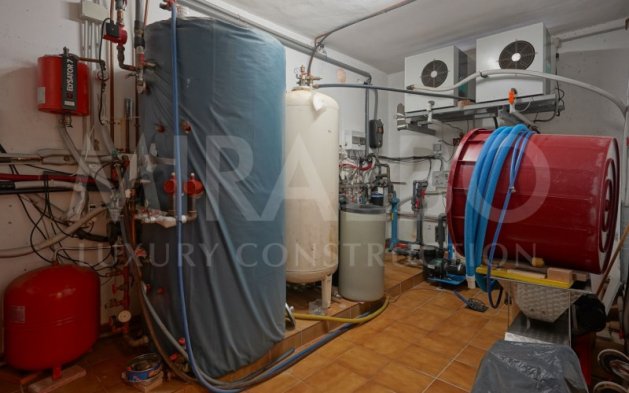 Resale - Independent Villa - Benitachell  - Centro