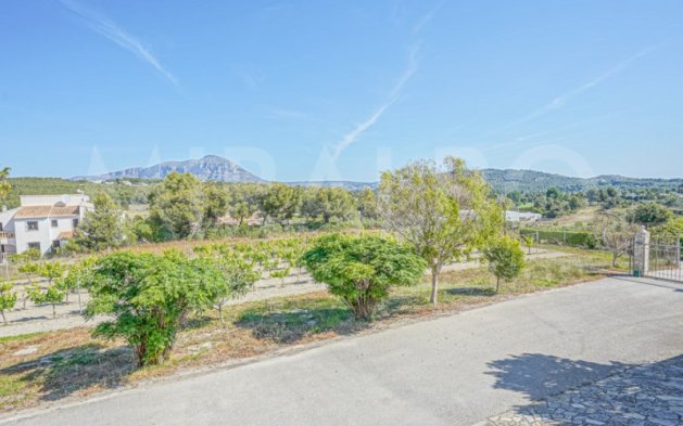 Resale - Independent Villa - Benitachell  - Centro