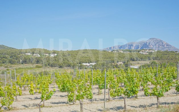 Resale - Independent Villa - Benitachell  - Centro