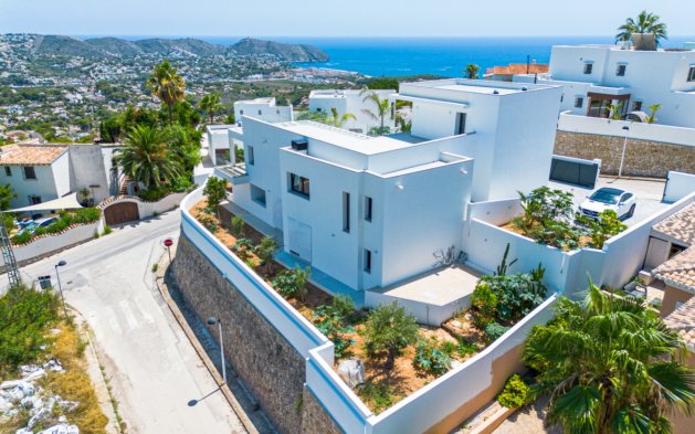 Resale - Independent Villa - Moraira