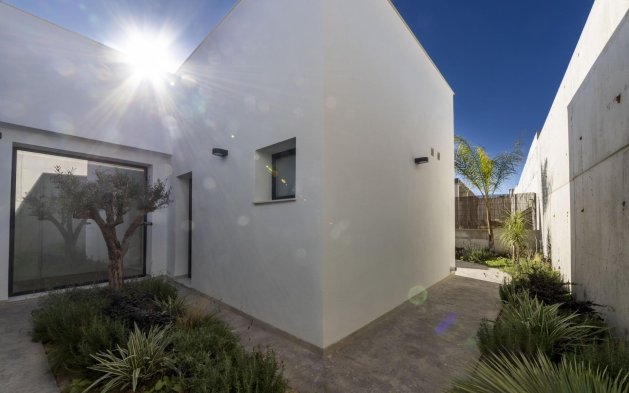 Nouvelle construction - Villa indépendante - Baños y Mendigo