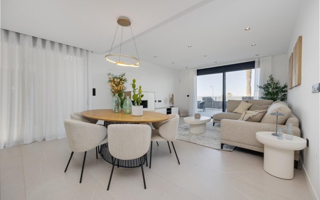 Obra nueva - Villa independiente - Torrevieja