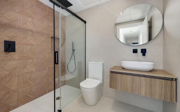 Obra nueva - Villa independiente - Torrevieja