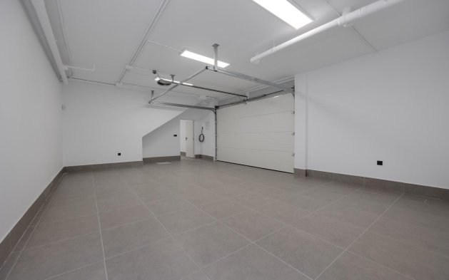 Obra nueva - Villa independiente - Torrevieja