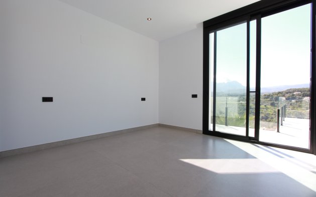 Resale - Independent Villa - Calpe