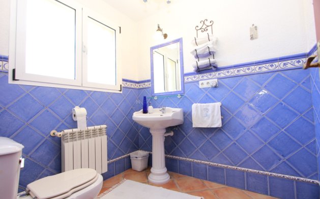 Resale - Independent Villa - Calpe - Urbanización