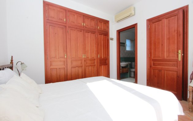 Resale - Independent Villa - Calpe - Urbanización