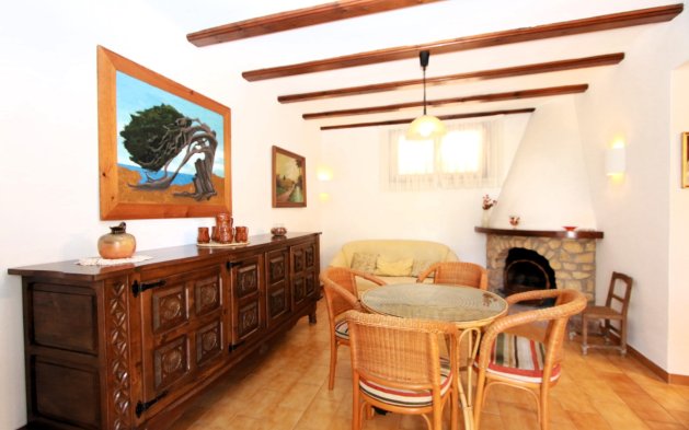 Resale - Independent Villa - Benissa - Urbanización