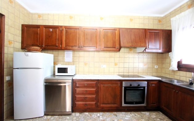 Resale - Independent Villa - Benissa - Urbanización