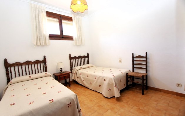 Resale - Independent Villa - Benissa - Urbanización