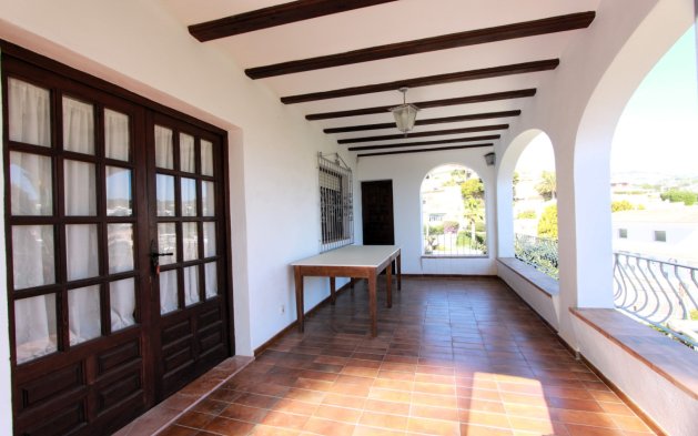 Resale - Independent Villa - Benissa - Urbanización