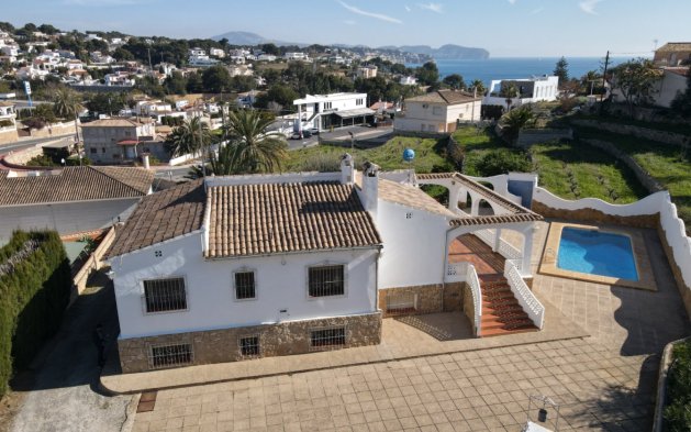 Resale - Independent Villa - Benissa - Urbanización