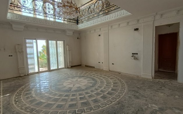 Resale - Independent Villa - Altea - Urbanización