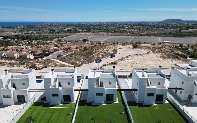 Nouvelle construction - Villa indépendante - Mutxamel