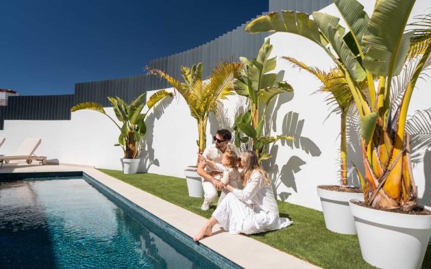 Obra nueva - Villa independiente - Benidorm