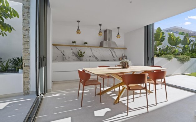Obra nueva - Villa independiente - Benidorm