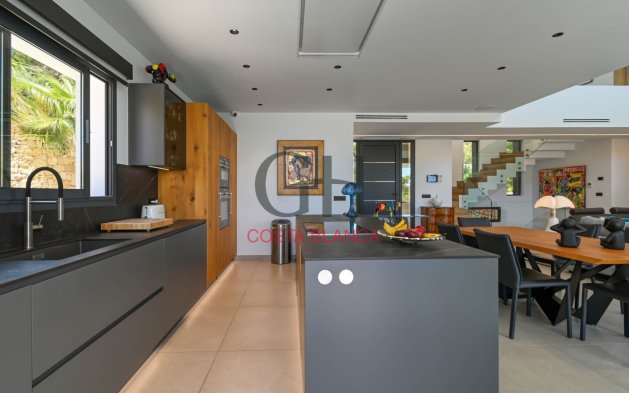 Resale - Independent Villa - Moraira - Urbanización