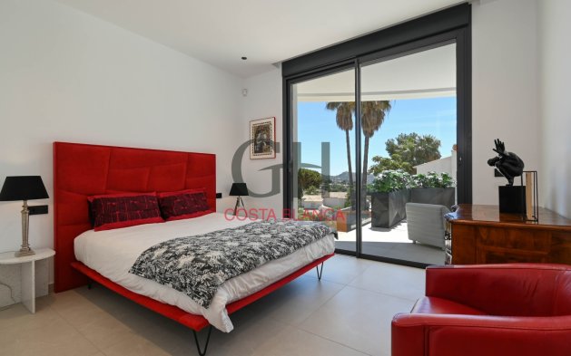 Resale - Independent Villa - Moraira - Urbanización