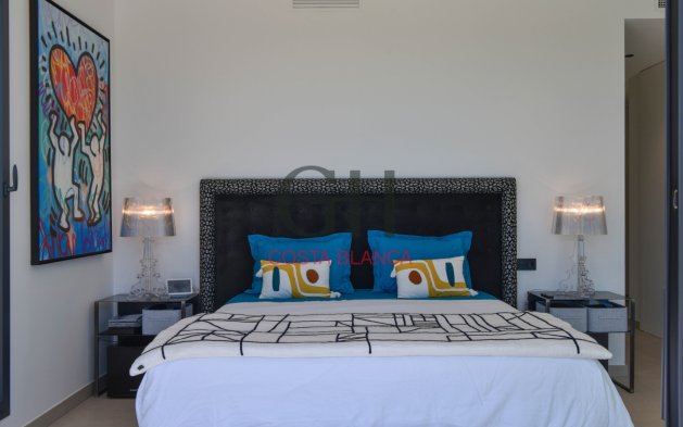 Resale - Independent Villa - Moraira - Urbanización