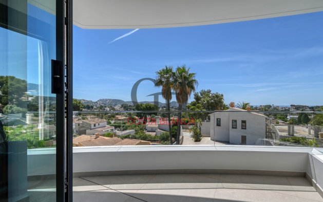 Resale - Independent Villa - Moraira - Urbanización