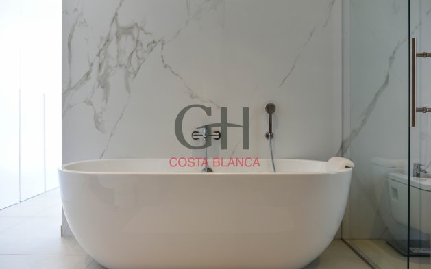 Resale - Independent Villa - Moraira - Urbanización