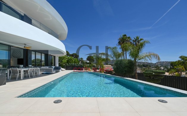 Resale - Independent Villa - Moraira - Urbanización