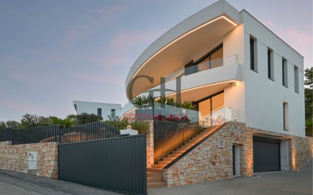 Resale - Independent Villa - Moraira - Urbanización