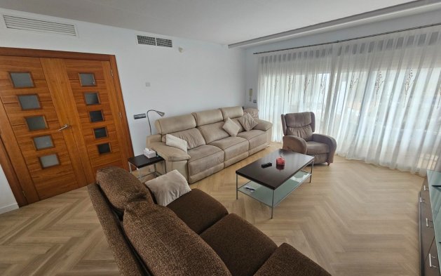 Revente - Villa indépendante - La Alcayna