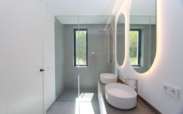 Resale - Independent Villa - Jávea