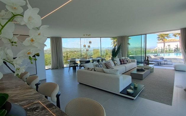 Resale - Independent Villa - Jávea