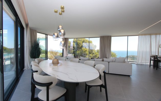 Resale - Independent Villa - Jávea