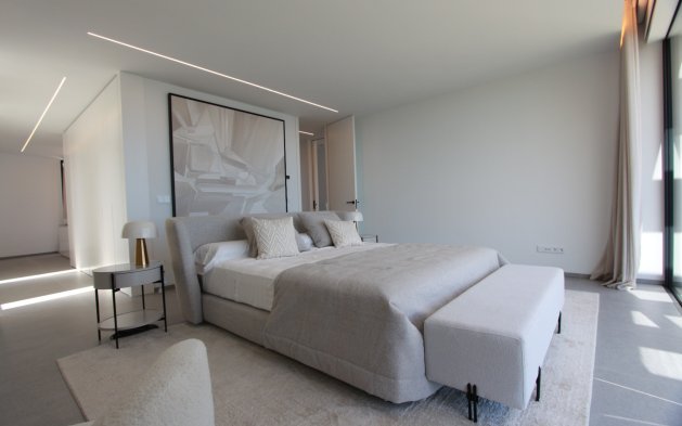 Resale - Independent Villa - Jávea