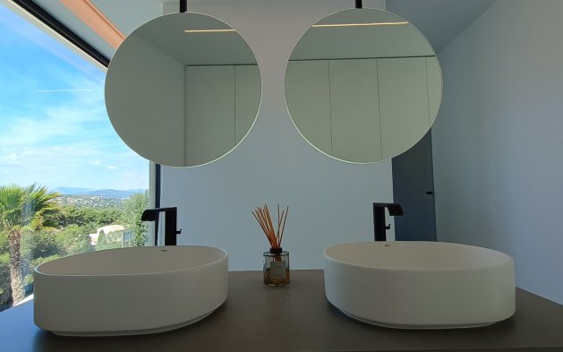 Resale - Independent Villa - Jávea