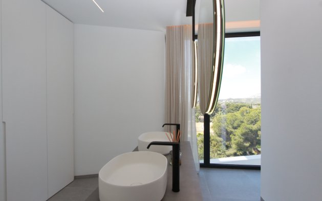 Resale - Independent Villa - Jávea