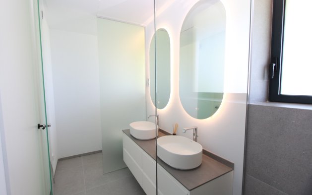 Resale - Independent Villa - Jávea