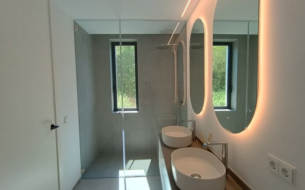 Resale - Independent Villa - Jávea